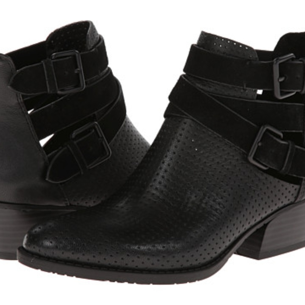 *New* Kenneth Cole Leather bootie size 7.5